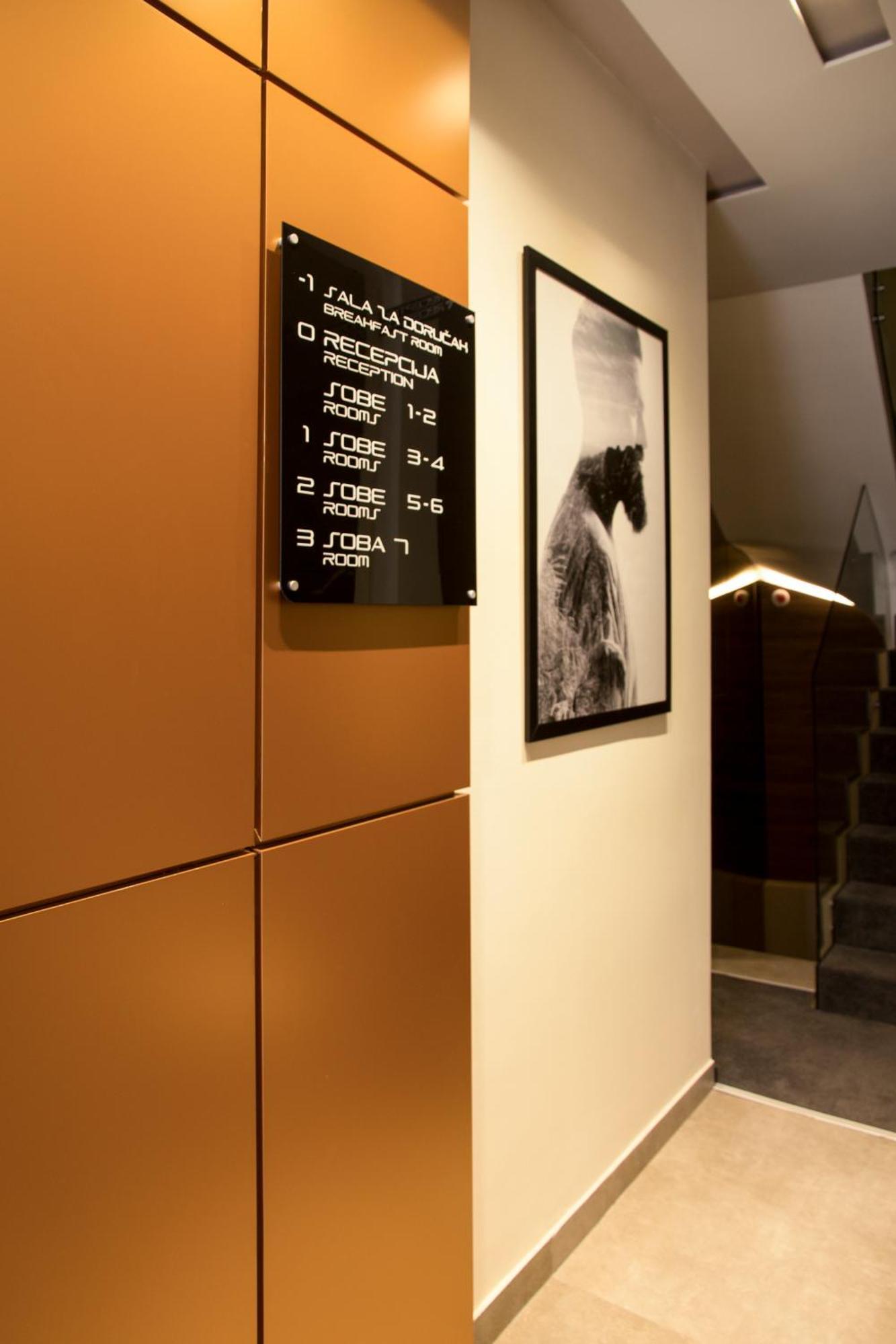 Boutique 25H By Eva Stay 018 Nis Exterior photo
